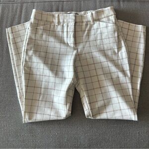 Size 4R Express Cream Plaid 7/8 Length Dress Pant